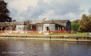 brundall_hotel_fire1993
