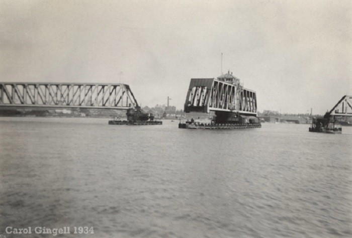 Breydon rail bridge 1934