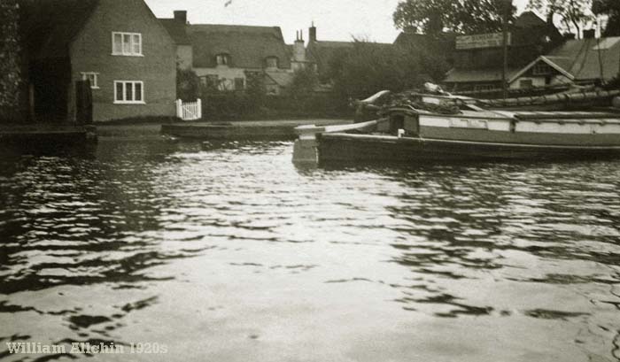 Trading wherry at Horning 1920s