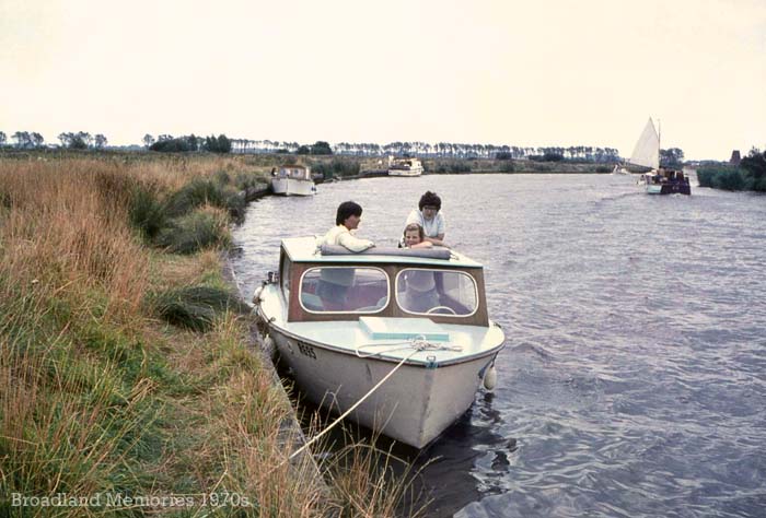 Sabre 2 day boat 1971