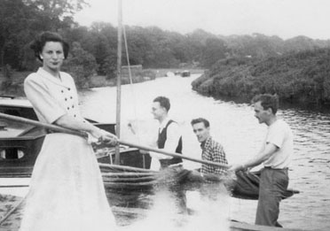 The crew at Coltishall in June 1949